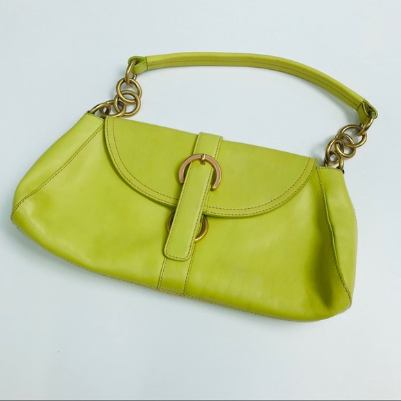 Vintage chartreuse baguette bag - Picture 2 of 8